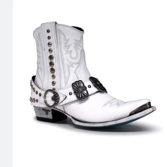 We The Free Shoes - Lane Silver Mesa Bootie - white